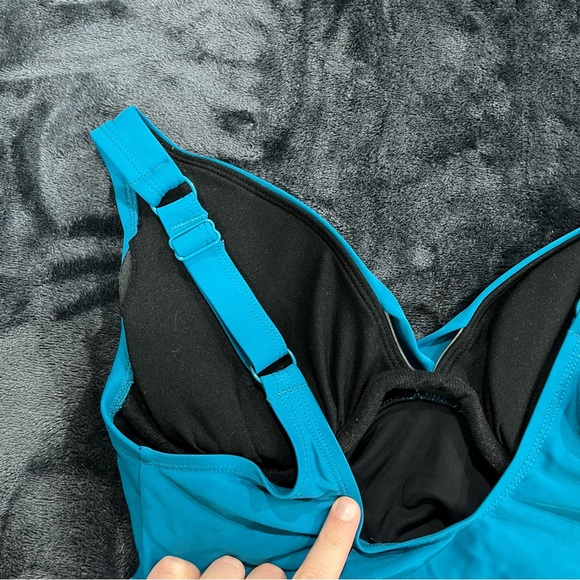 Thyme maternity one piece swimsuit - Picture 4 of 4